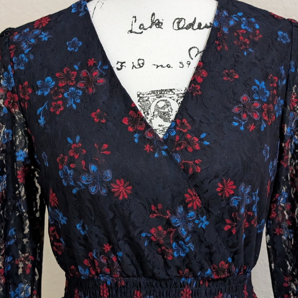 EUC•Disney Princess Mulan Lace Fit & Flare Dress•XS•Red & Blue Floral🌹💙